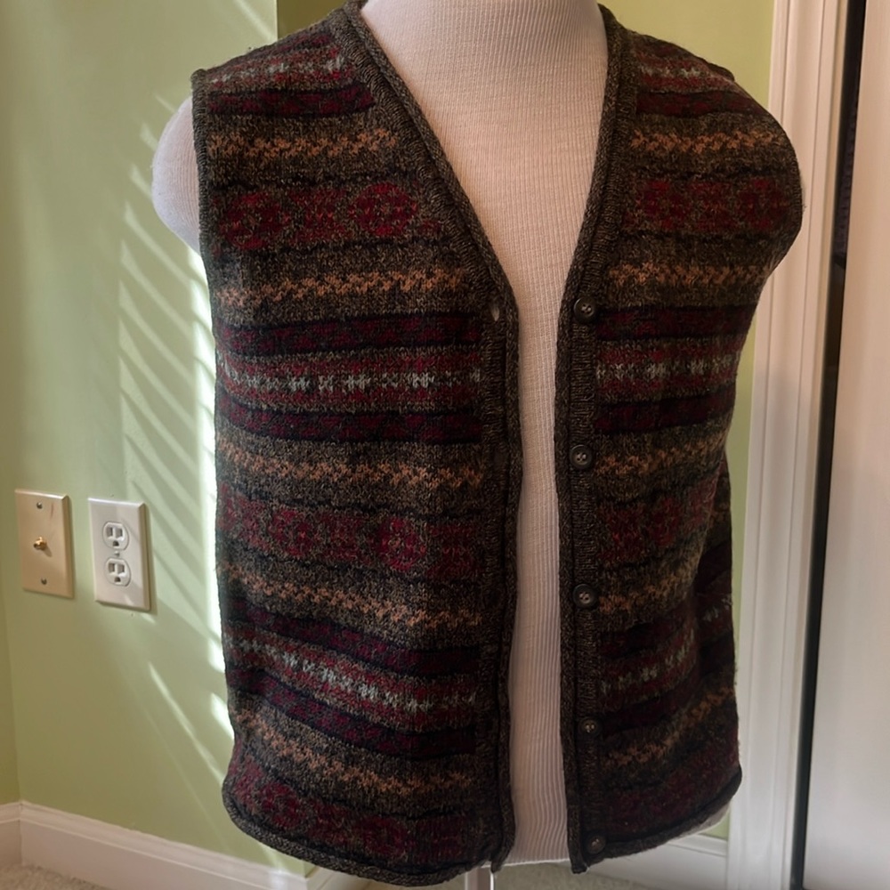 Eddie Bauer multi-striped vest